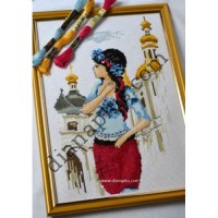 Набір для вишивання картини "Україночка в Києві" W05