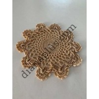 Салфетка в'язана крючком бежева